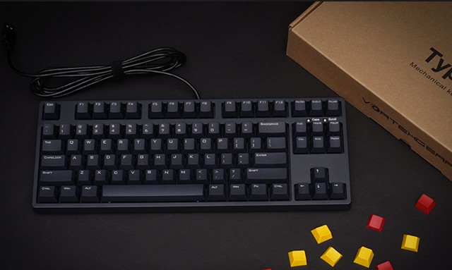 87键就相当于笔记本的键盘常见布局,但是还有点区别.