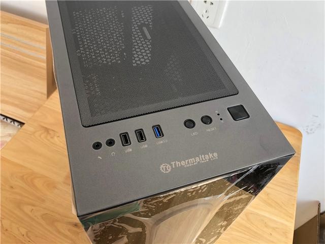 专为matx主板设计的mini机箱tt启航者a3