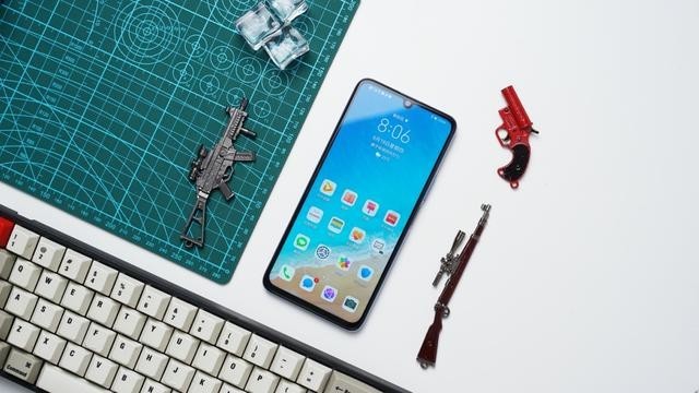 畅享20pro主板图解,华为畅享20pro拆机图解 华为畅享20pro抢先看疾速5g体验90hz屏