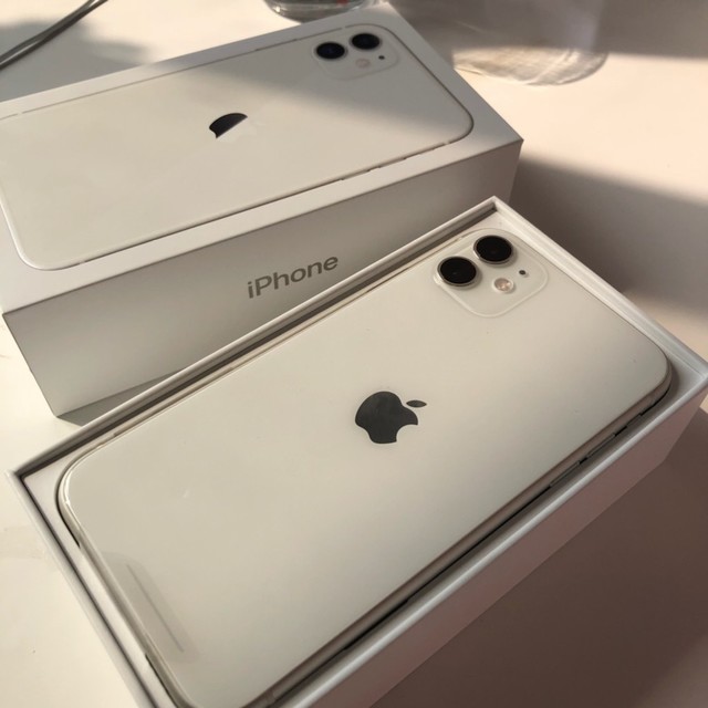 首页 手机 iphone11,白色它不香吗?