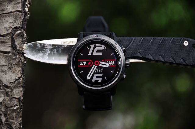 coros apex与 garmin飞6x碰撞