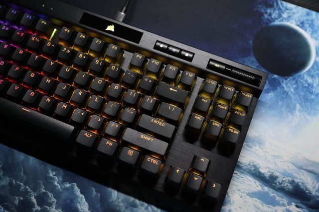 评测:海盗船k70 rgb tkl