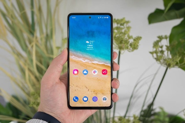 三星galaxy a52 5g测评:体验至上,有高刷也有高像素