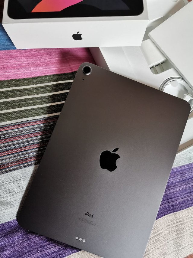 苹果最新的ipadair4很棒