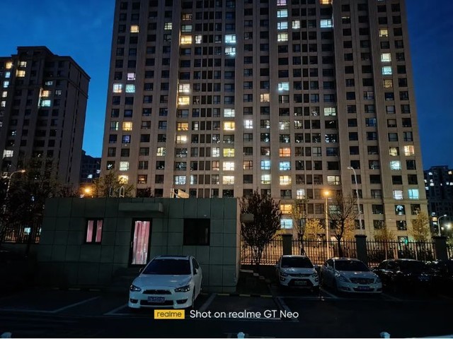 这次联发科的表现还不错?真我gt neo相机