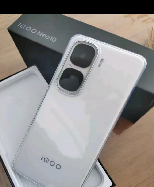 iQOO Neo10和红米K80哪款手机更适合游戏和续航需求？