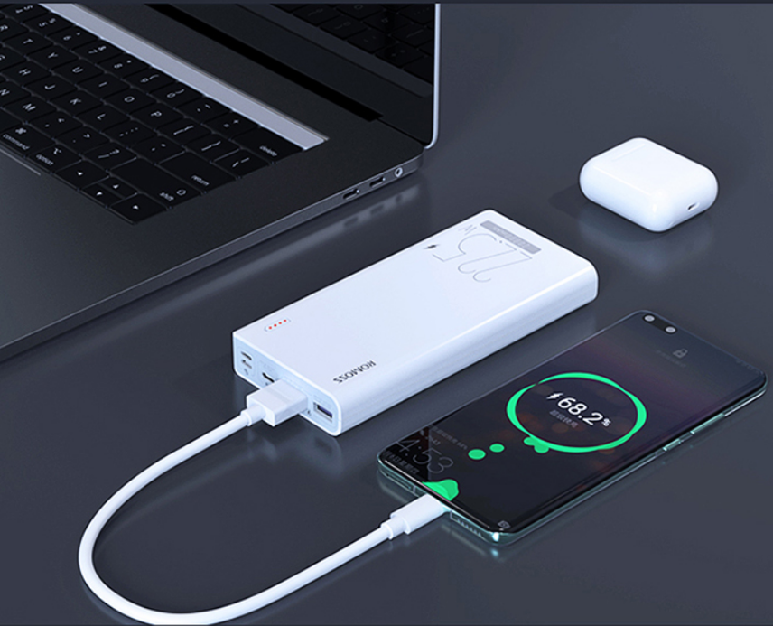 手慢无罗马仕超级快充充电宝特价百元出头