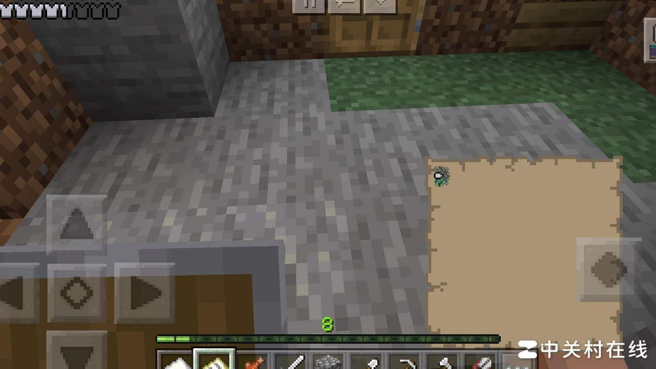 如何放大手中地图？