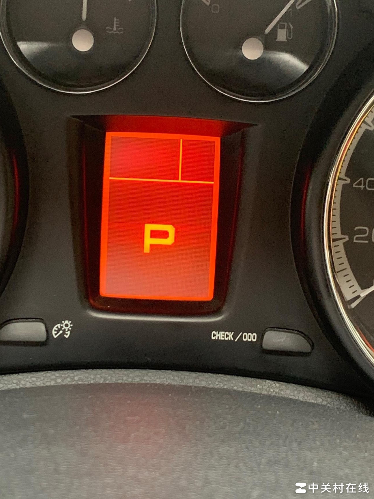 老款标致408仪表屏信息异常