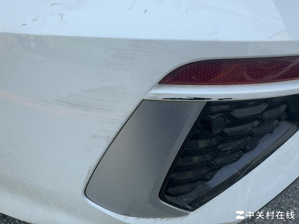 粗心剐蹭后如何平复心情