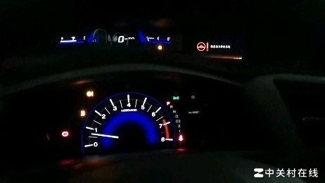 九代思域双灯报警原因