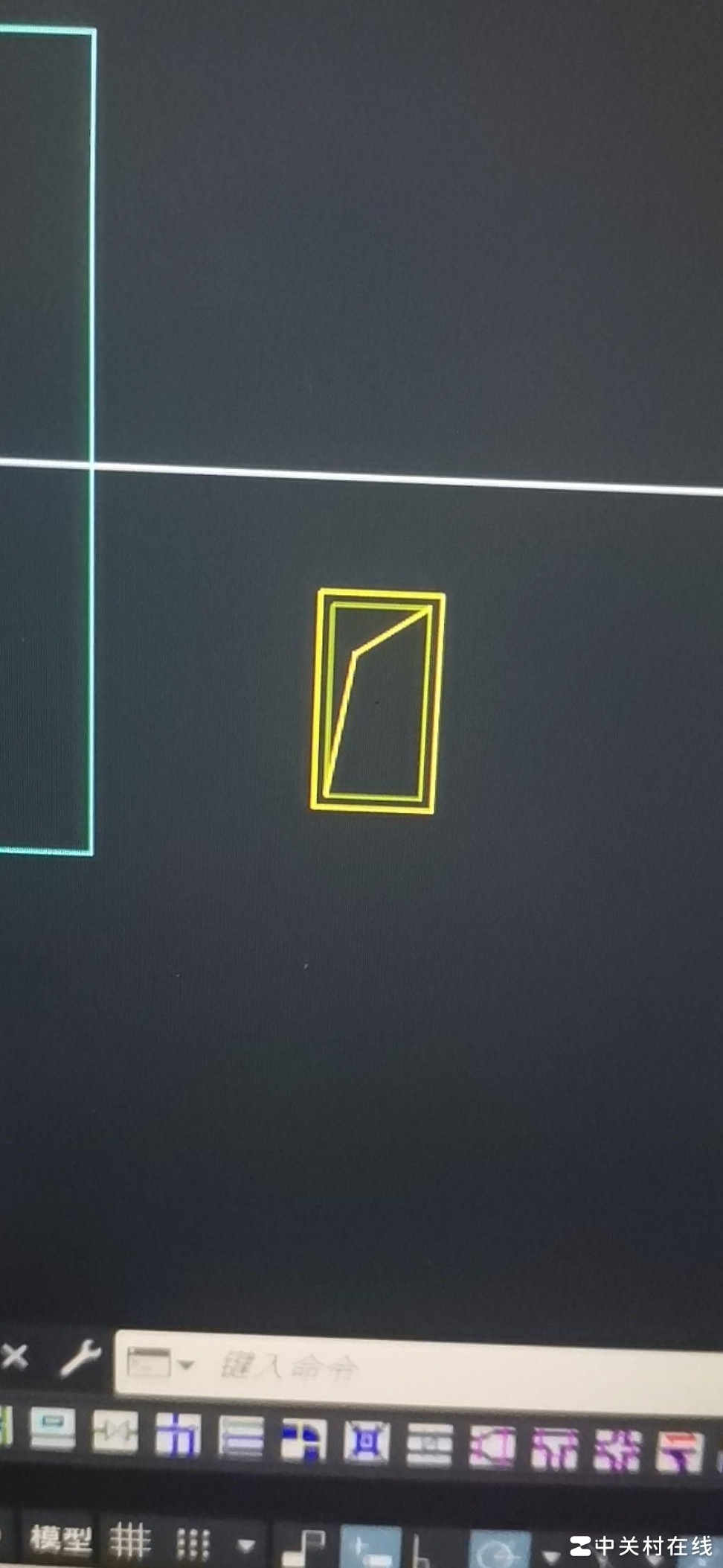 暖通CAD中立风管折线含义