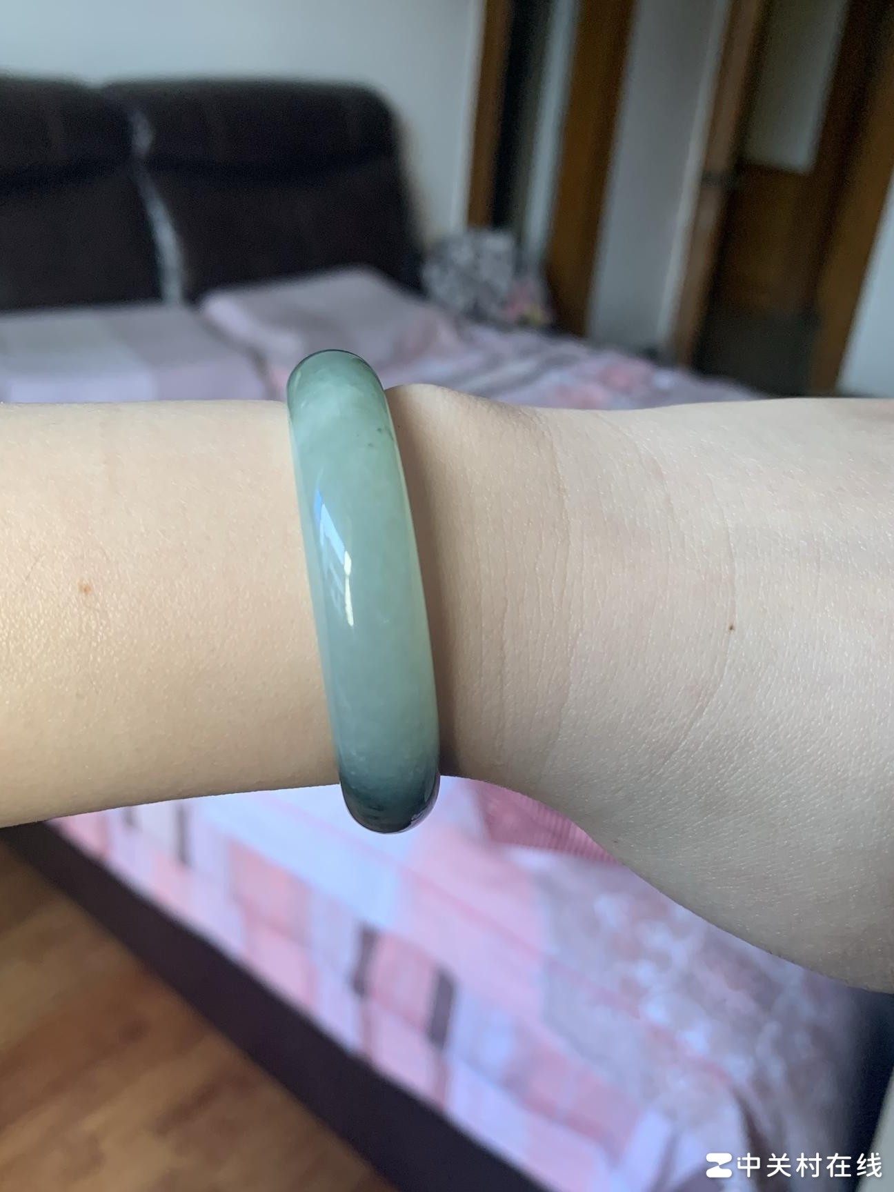 翡翠手镯真能小手捡漏？