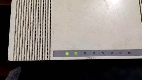路由器指示灯闪烁原因