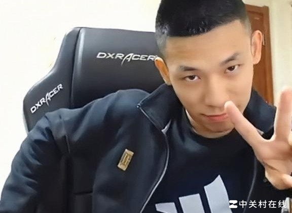 旭旭宝宝豪充1亿点券引热议