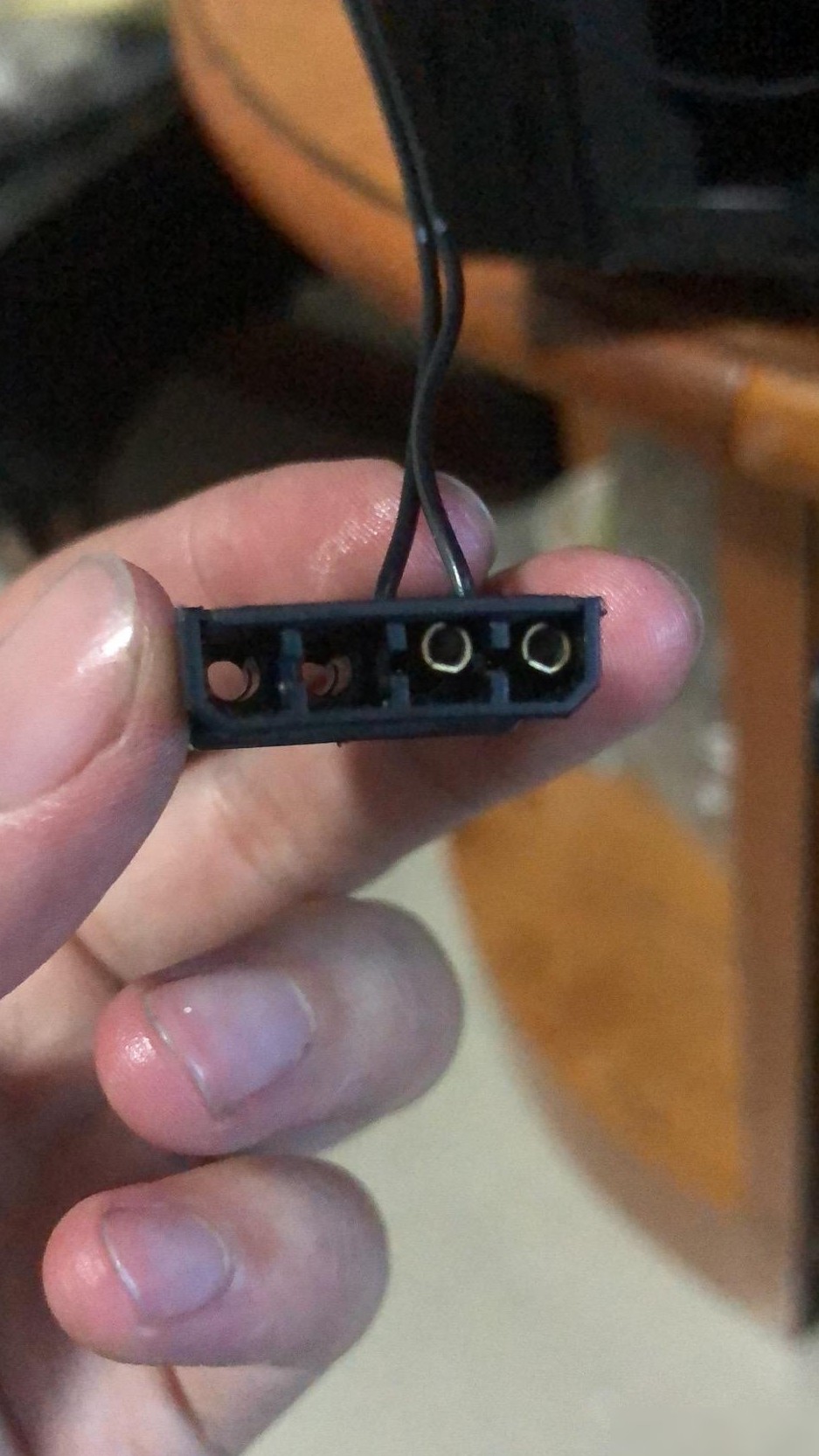 主机箱前面板线接哪？