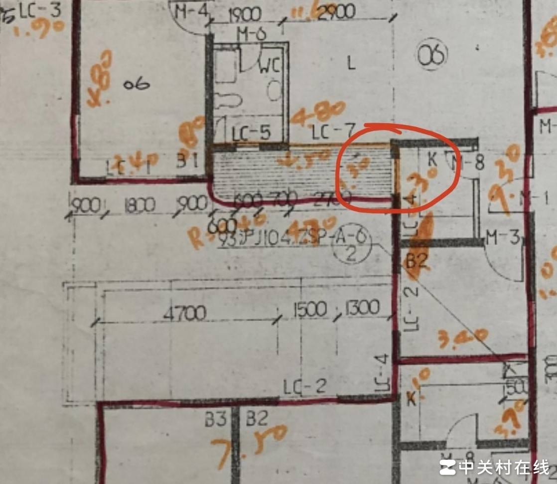 浅色圈出部分是剪力墙吗