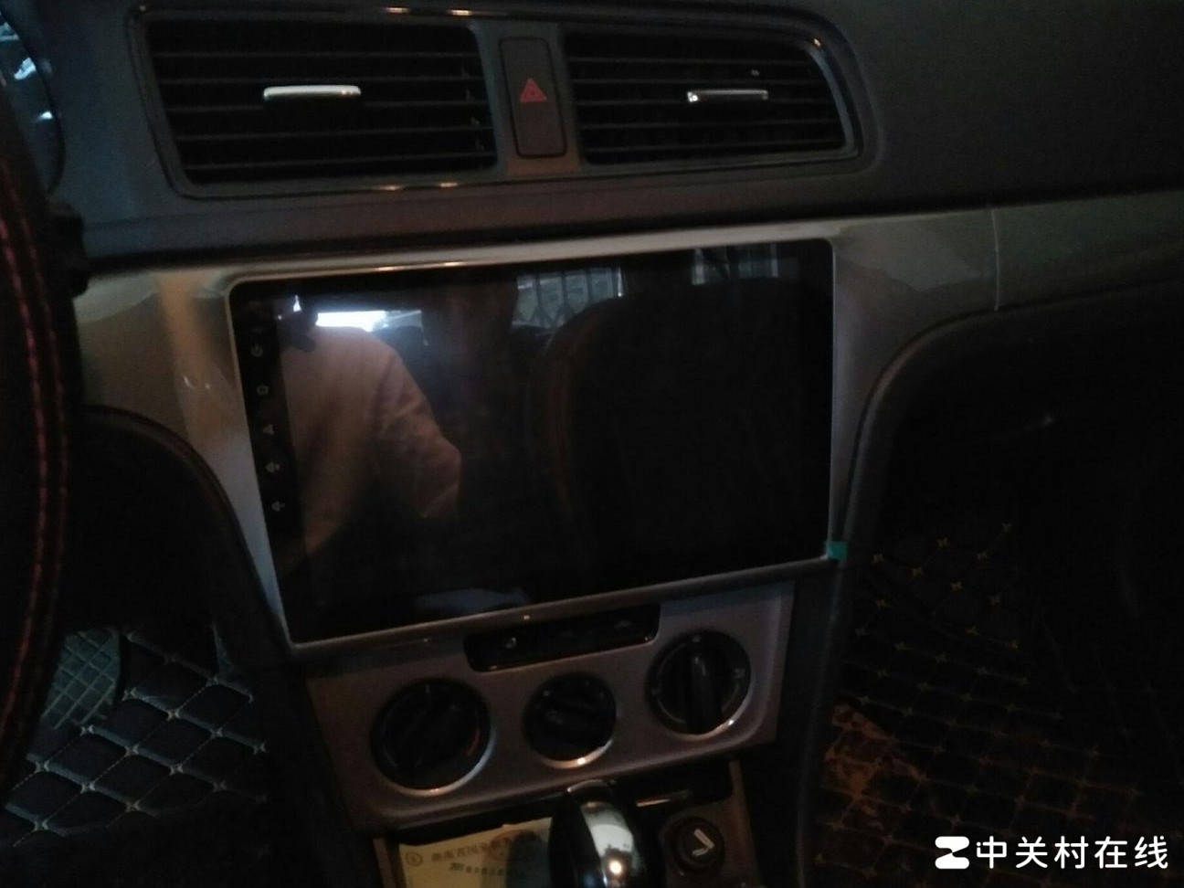 朗逸USB接口位置