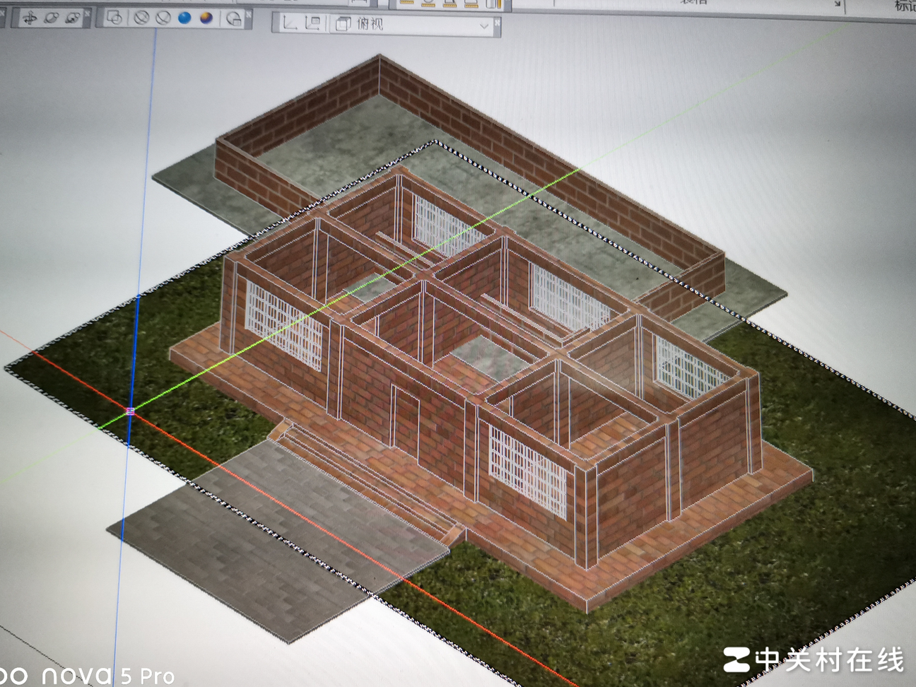 CAD屋顶显示在墙下方怎么解决