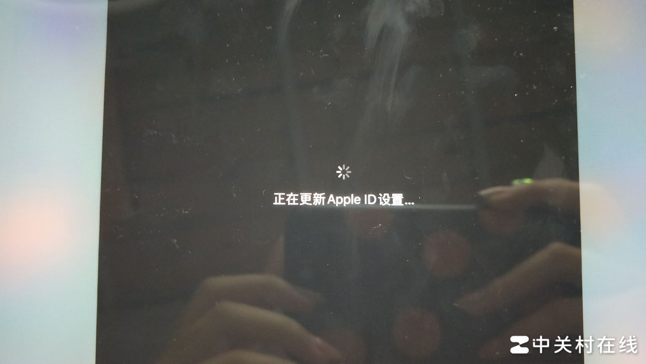 iPad卡在更新Apple ID？