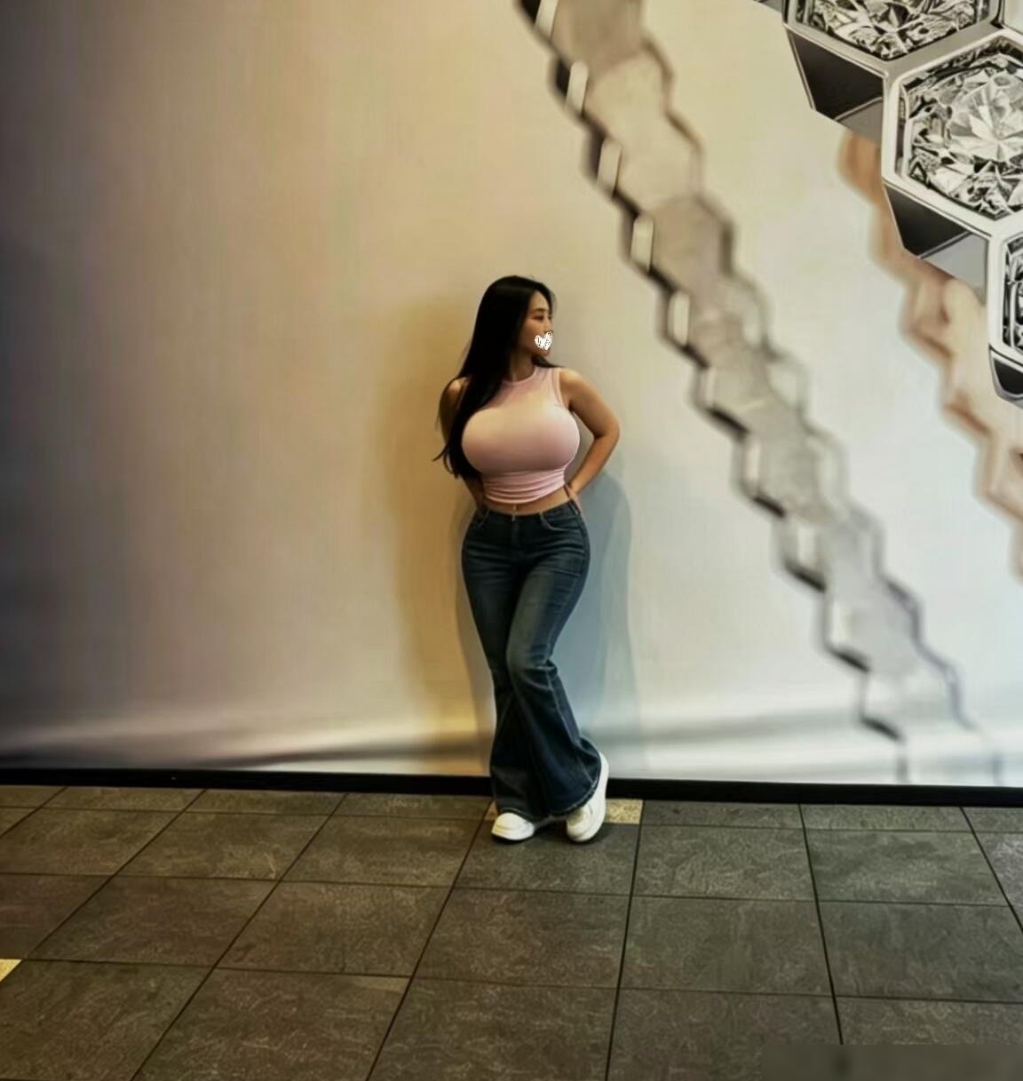 167cm/125斤算微胖吗