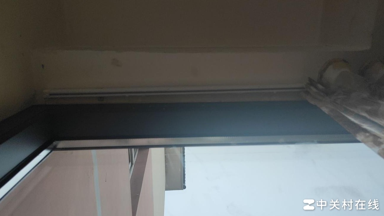 窗户装斜了？求大佬鉴定