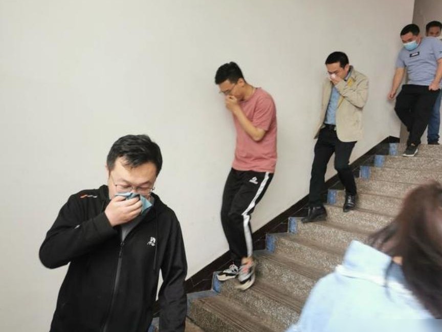 拍照录视频同步技巧