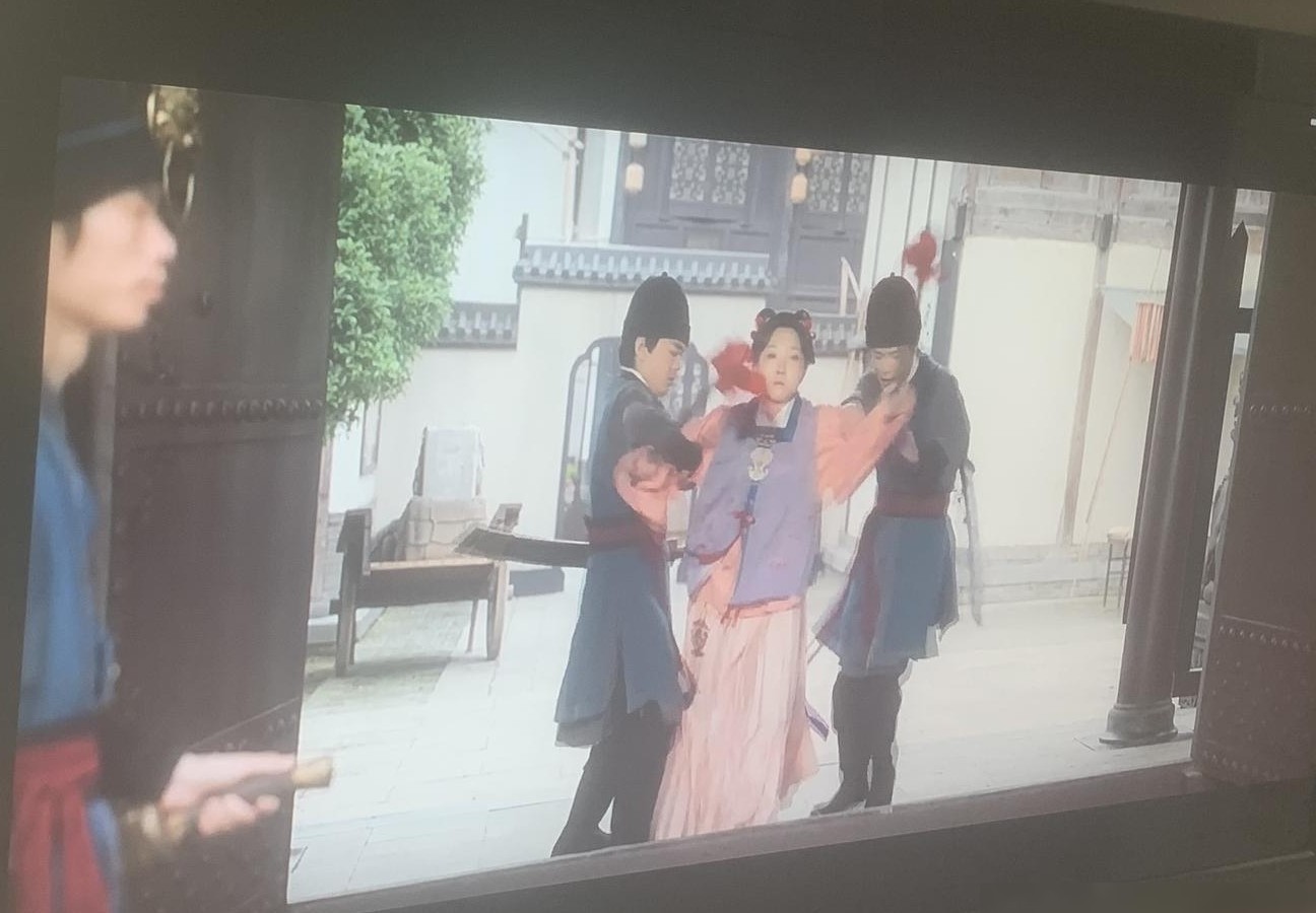 汉服交领是否必须坚持？