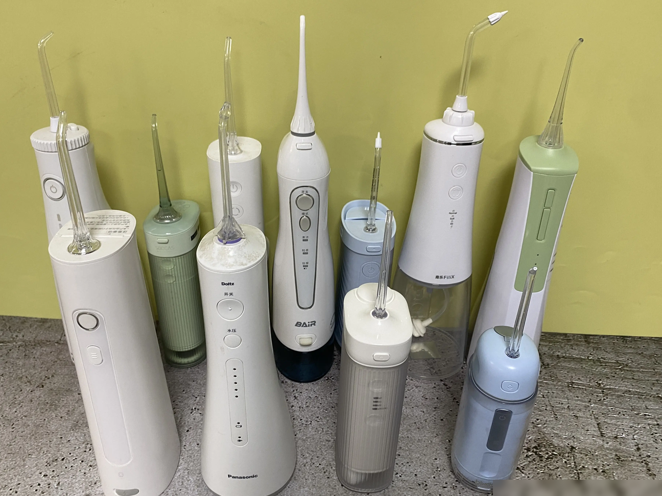 冲牙器长期使用利弊揭秘