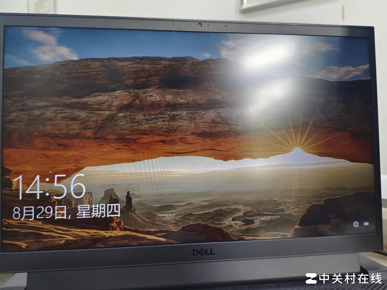 电脑黑屏仅显鼠标怎么办