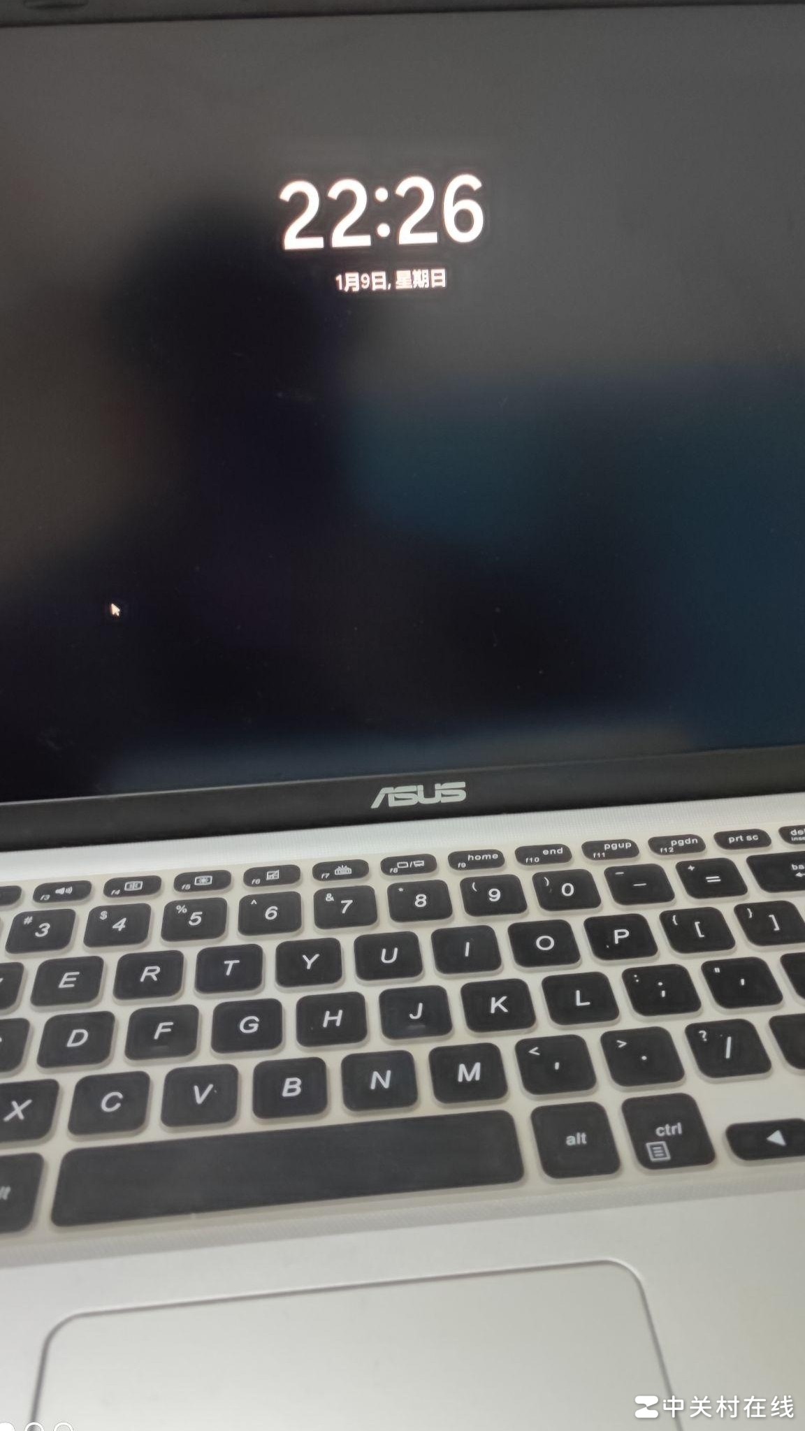 Win11黑屏只剩鼠标？