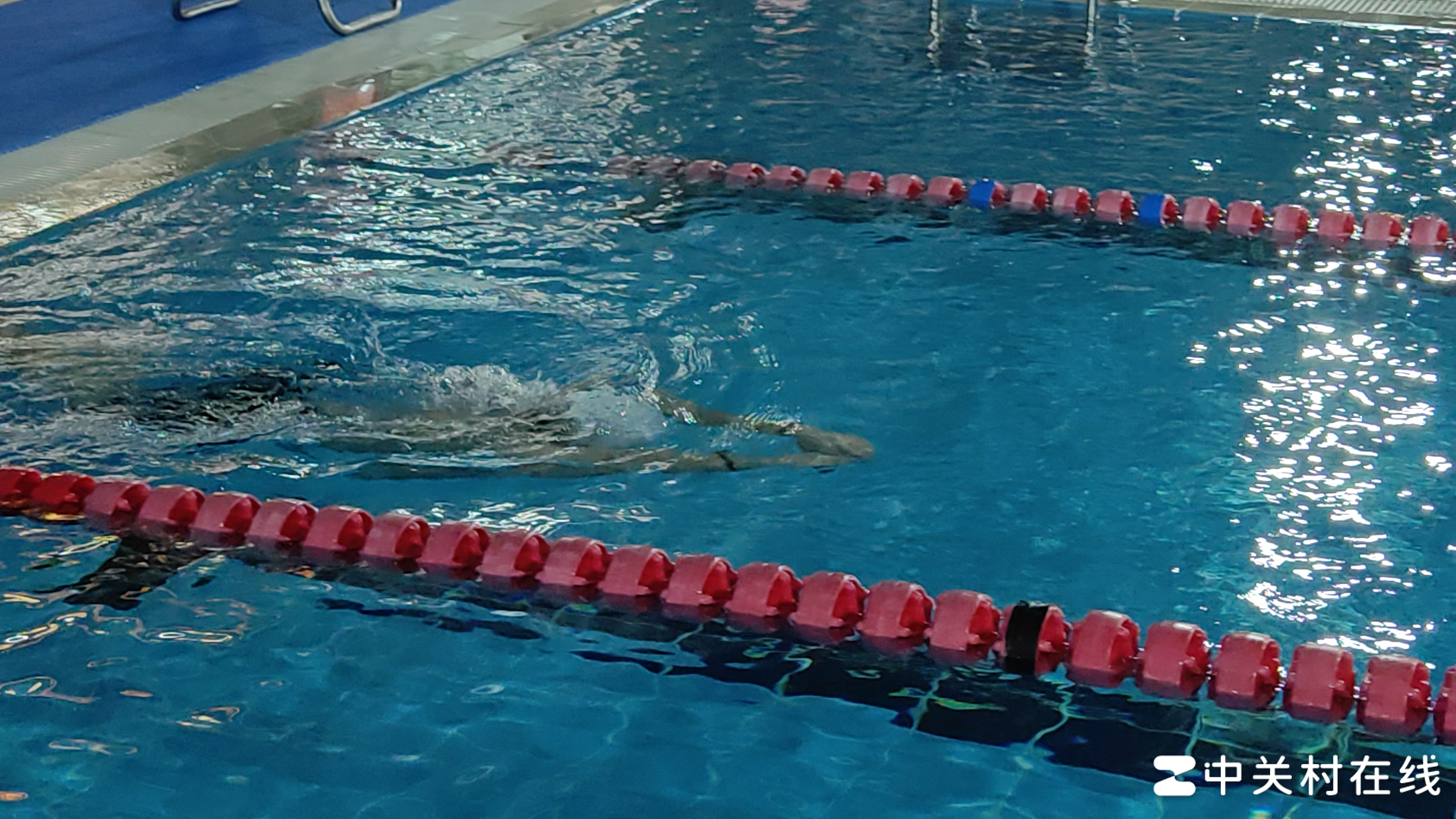 自由泳提速技巧指导