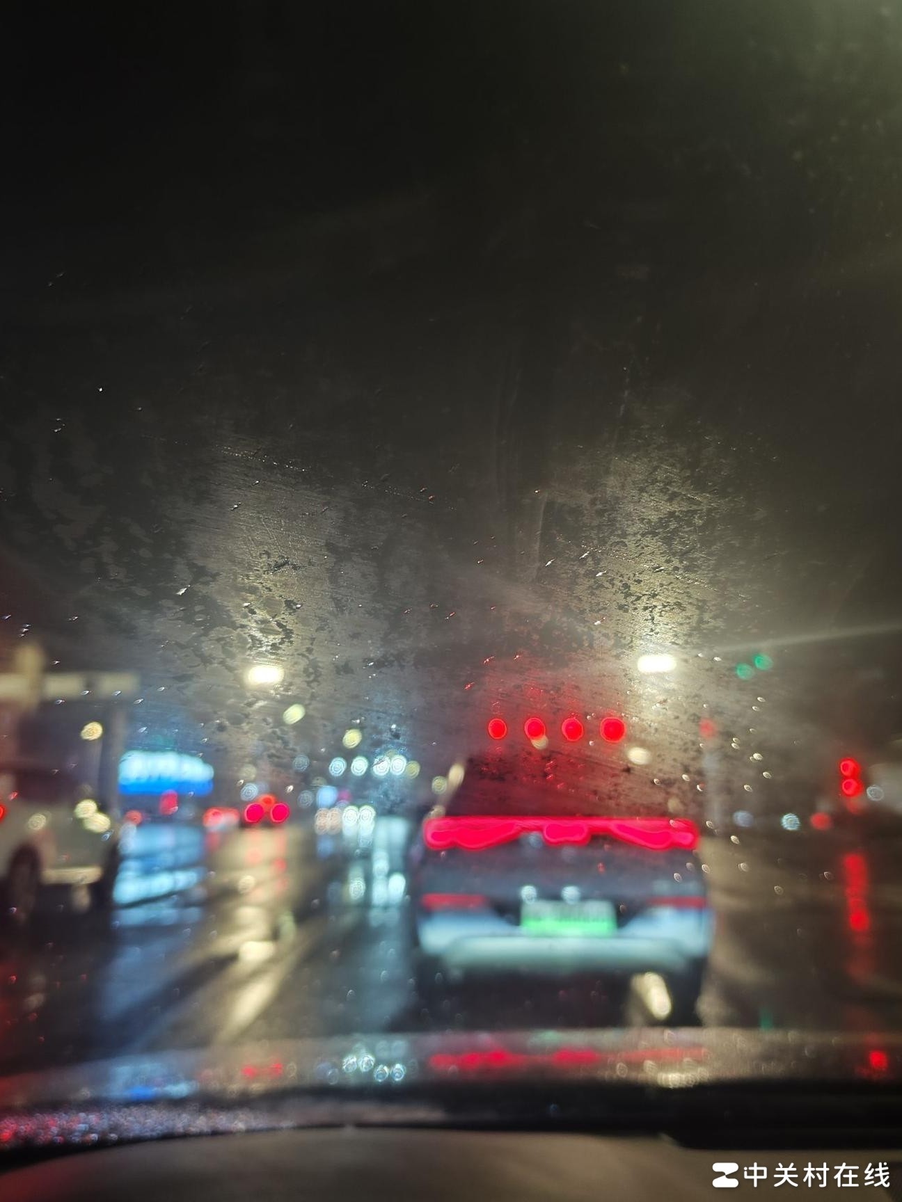 前挡玻璃刮不干净？