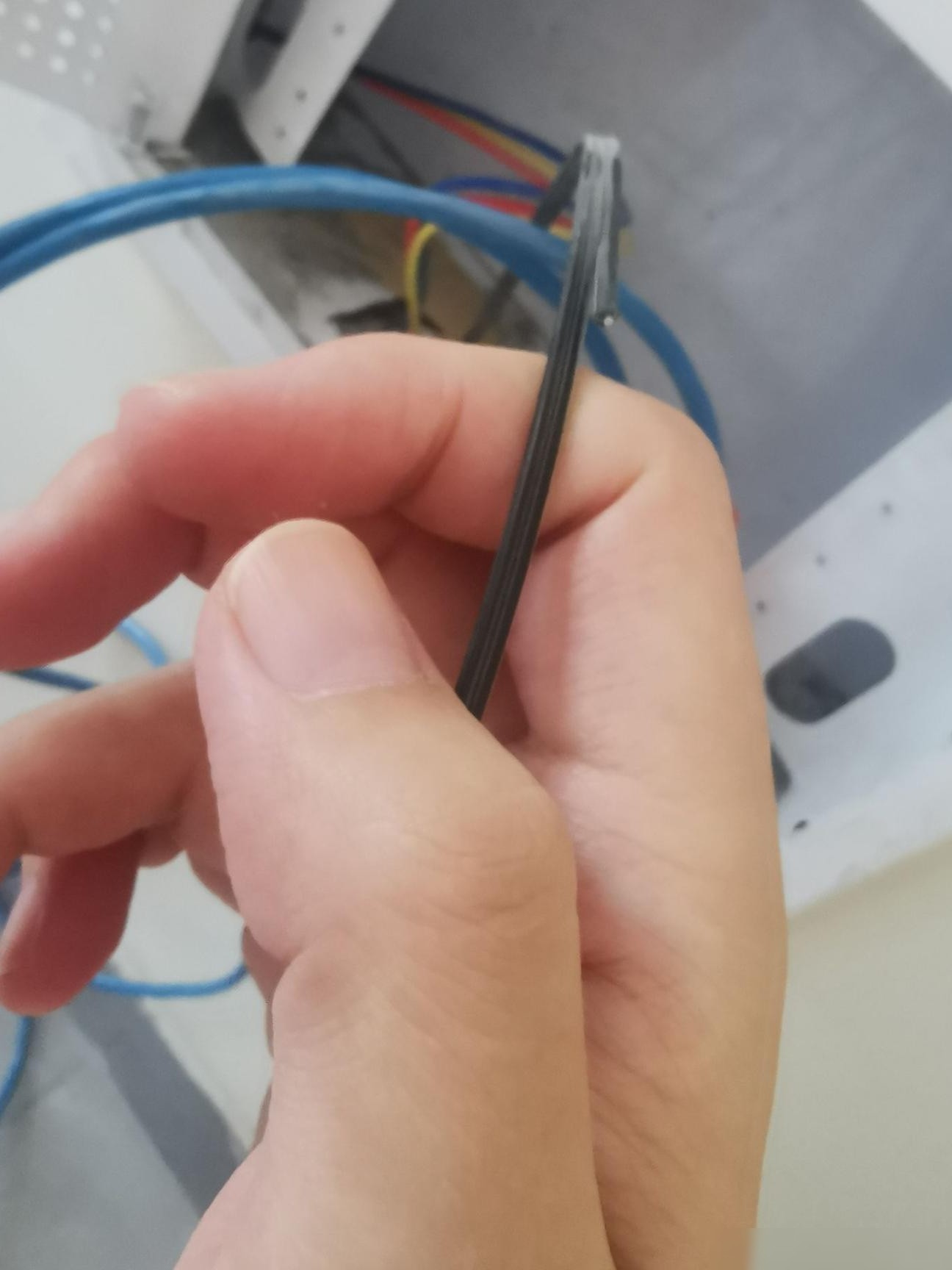新房光纤损坏谁负责