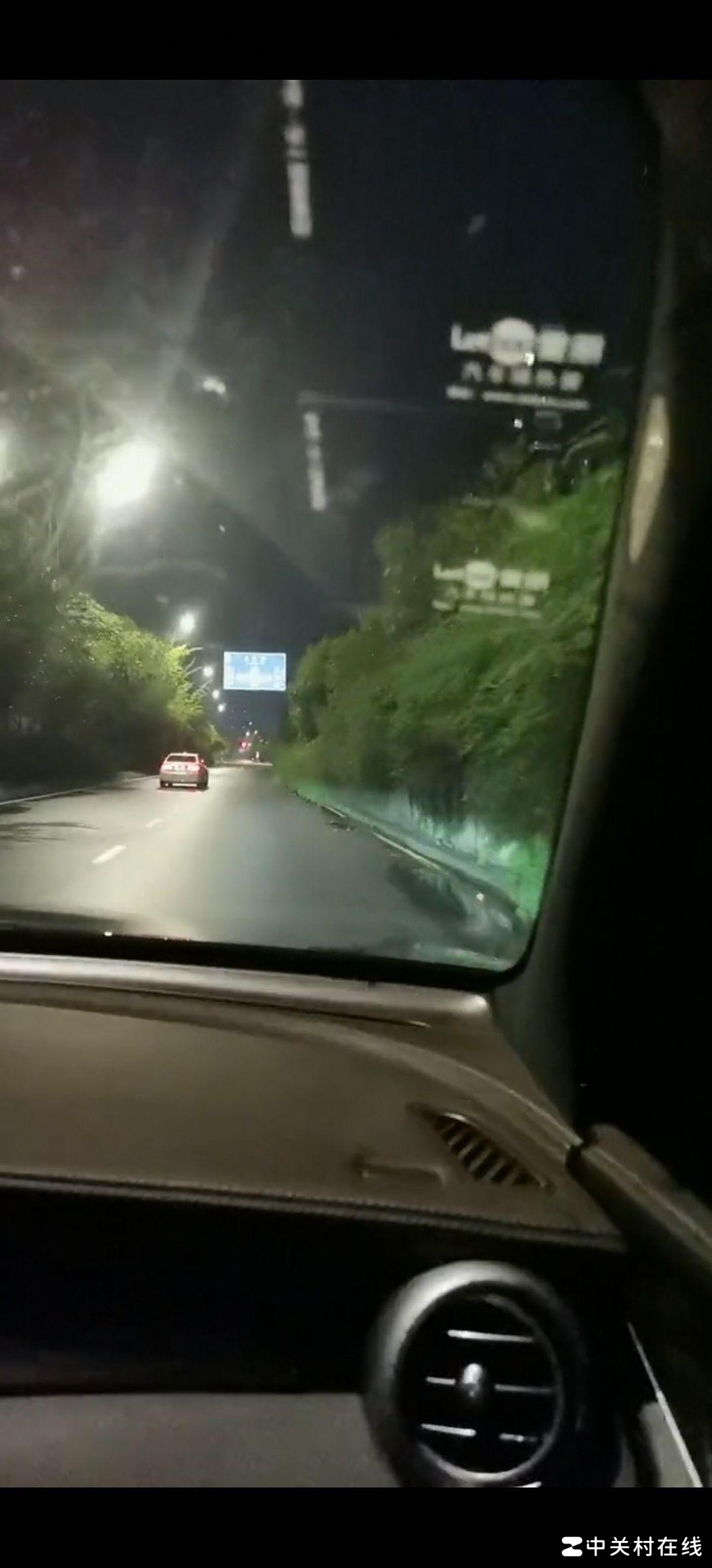 奔驰哪款内饰最豪华？