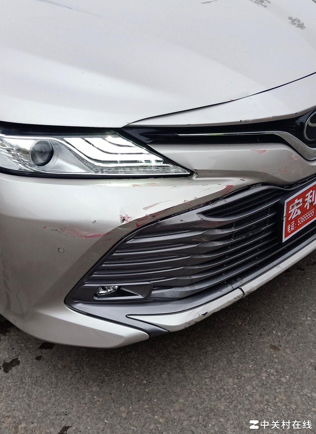 2019款凯美瑞右前轻微碰撞维修费