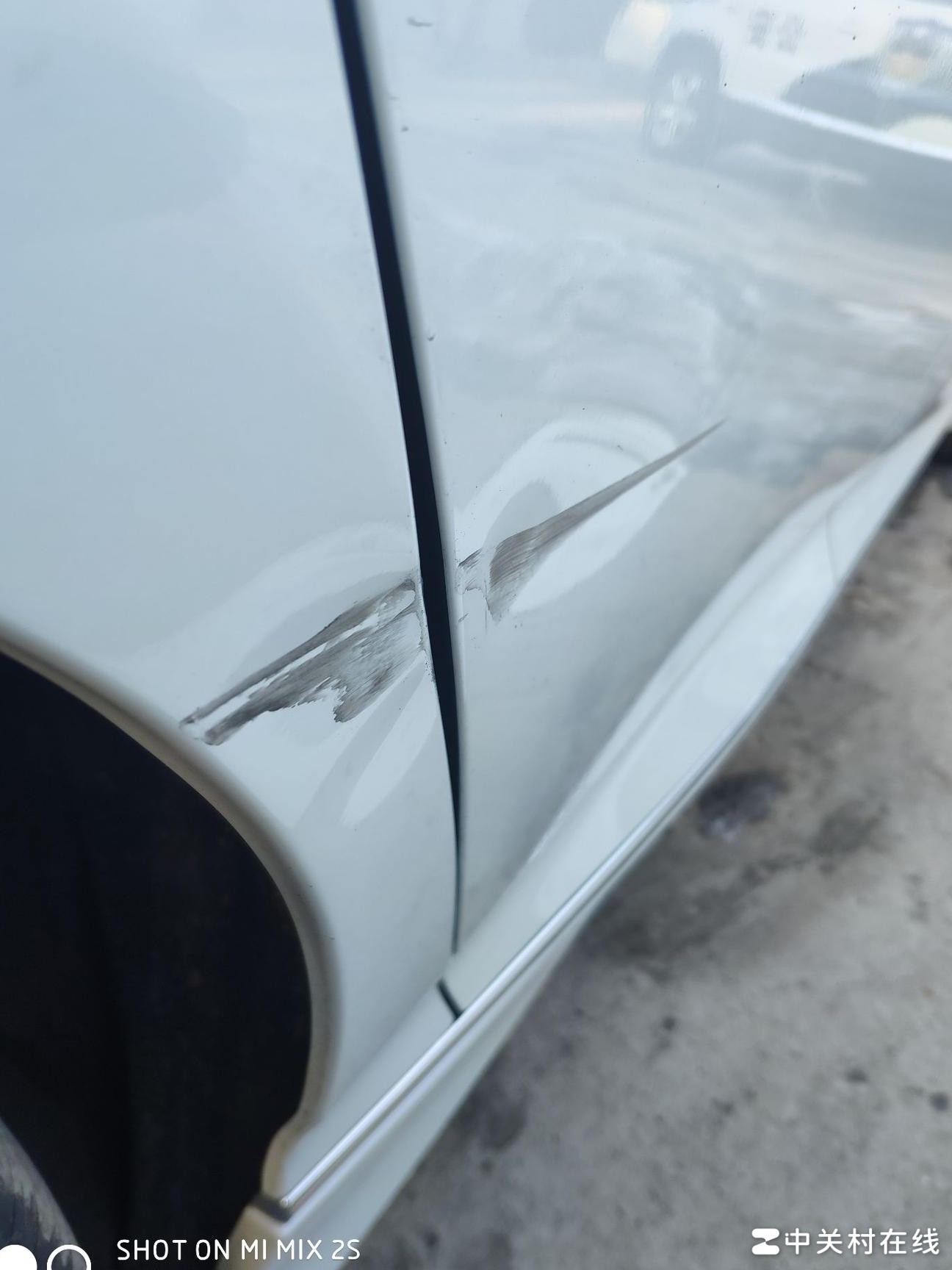 新车剐蹭凹陷掉漆怎么办