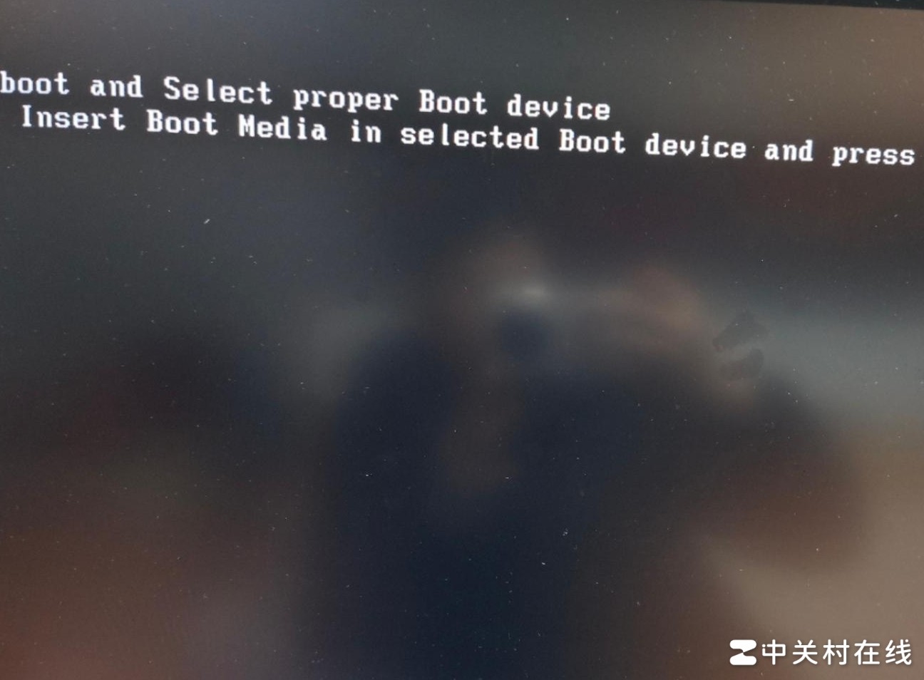 电脑卡死后无法重启