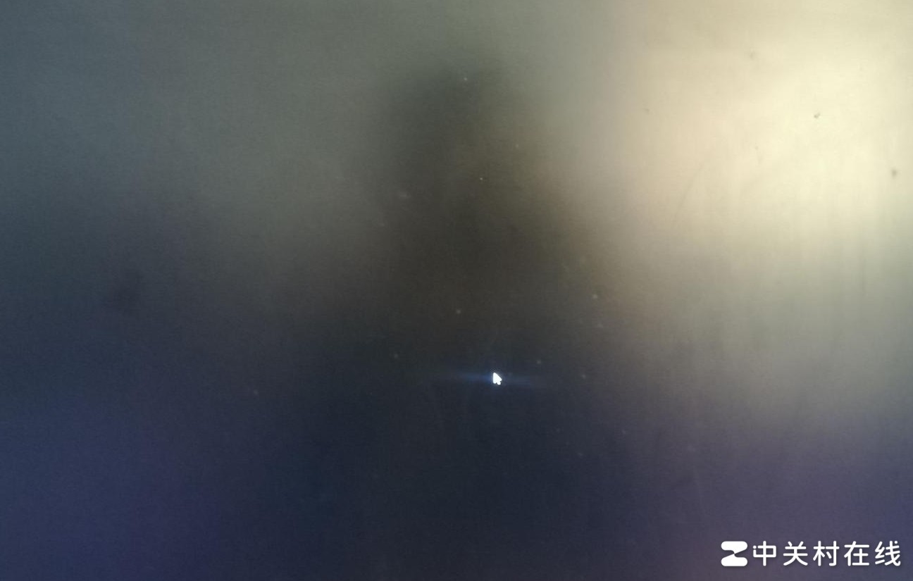 电脑开机只有鼠标显示