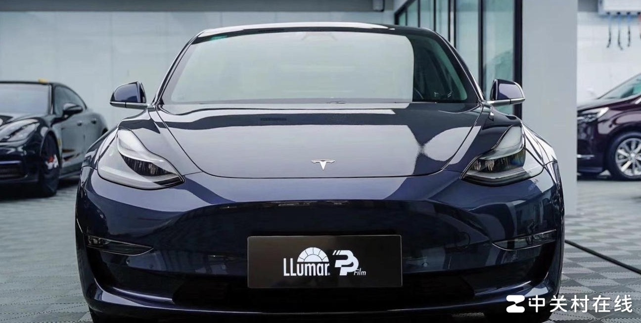 特斯拉哑光车衣体验