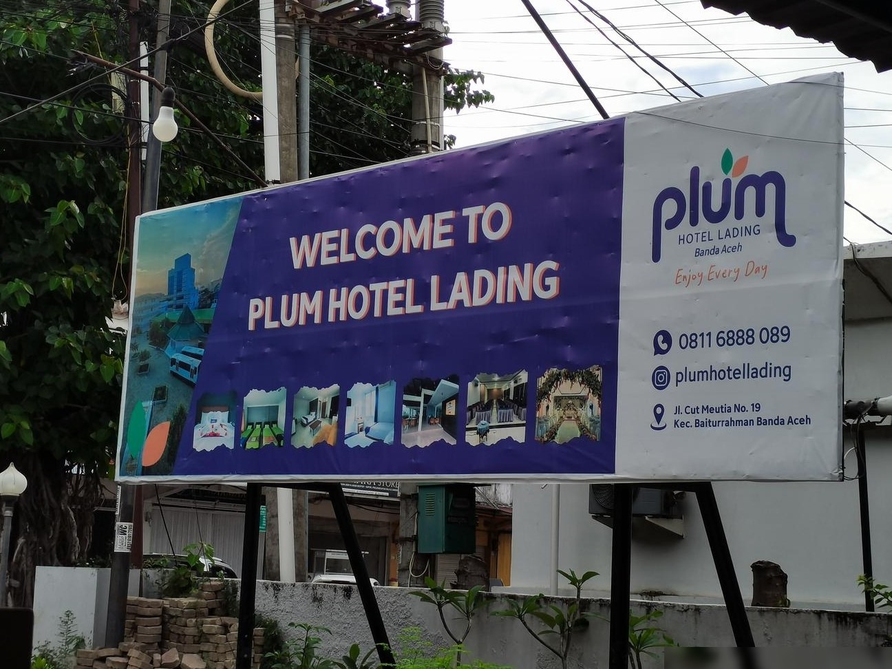 PLUM HOTEL LADING结构解析