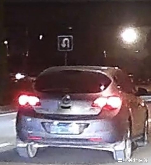 求帮忙辨认这是什么车