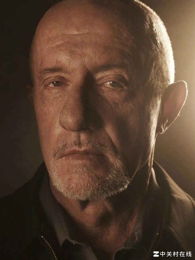 迈克，冷峻正义的悲剧英雄