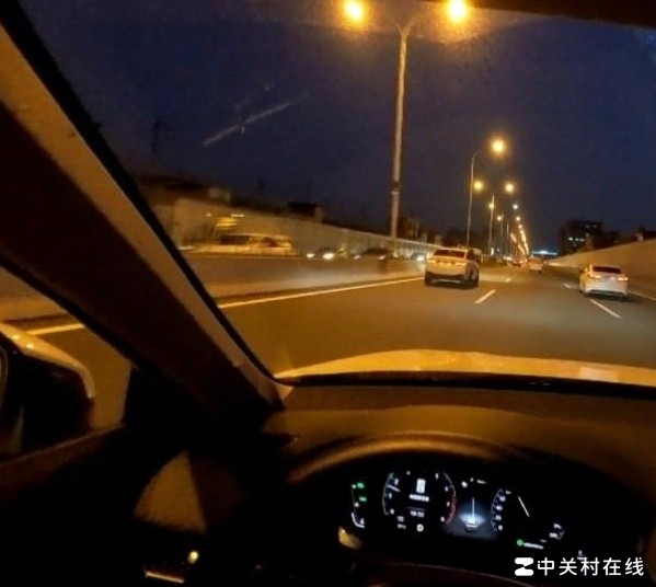 专为夜驾设计的汽车科技