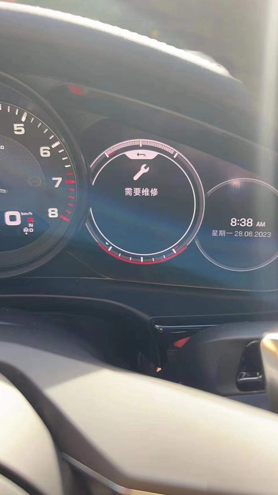 保时捷仪表盘维修提示解读