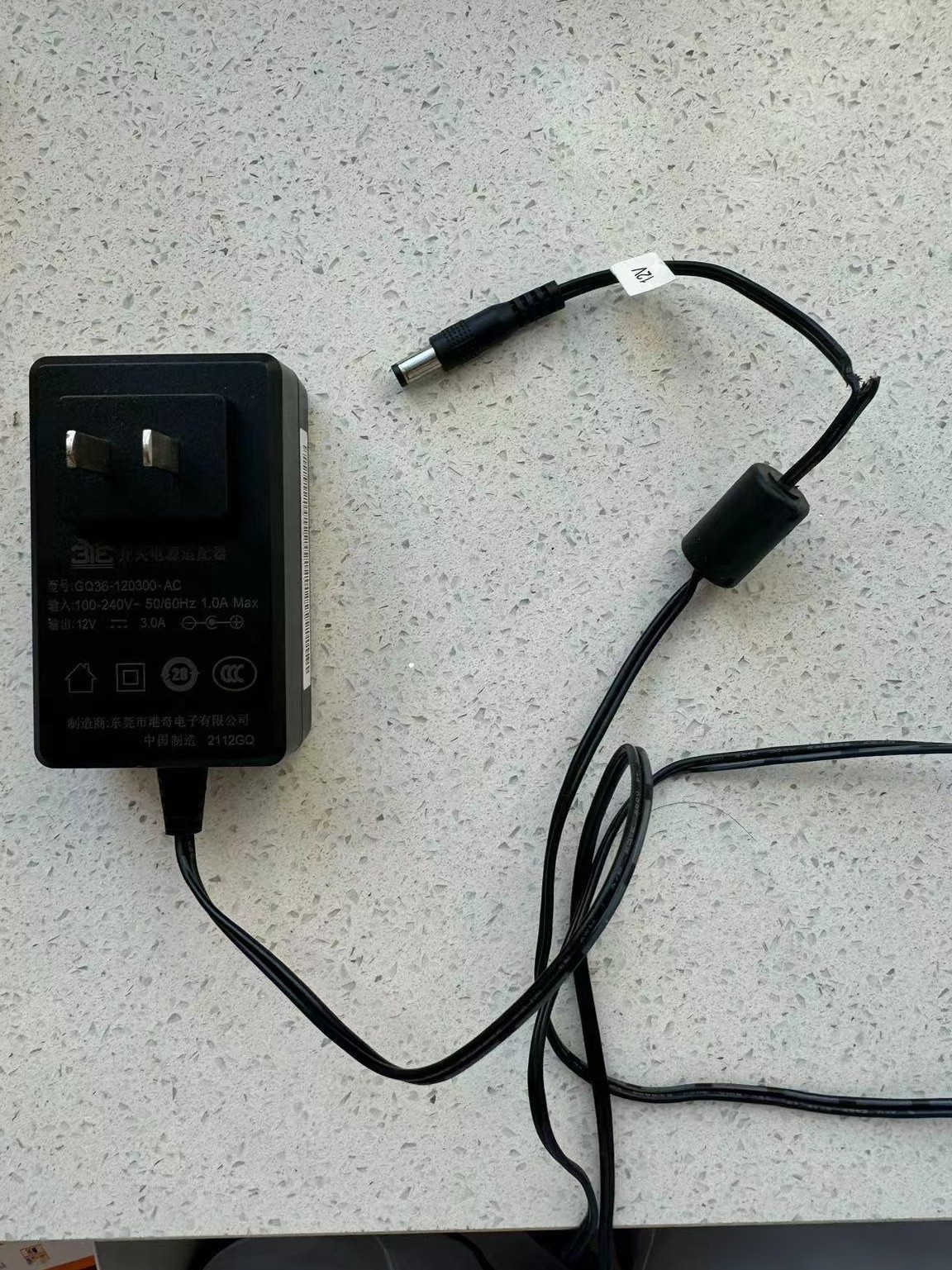 显示器电源线兼容吗？