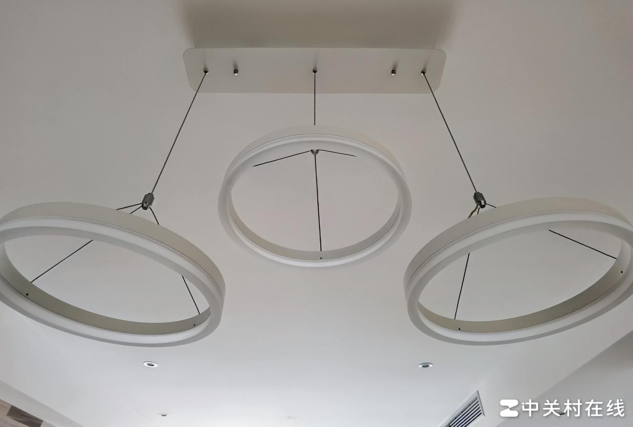 如何安全更换灯泡