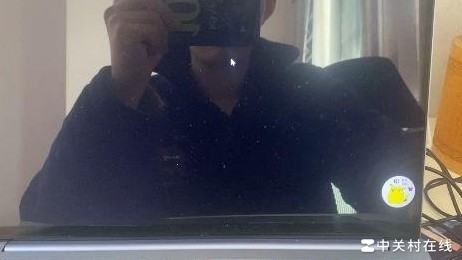 鼠标一按就黑屏？原因揭秘