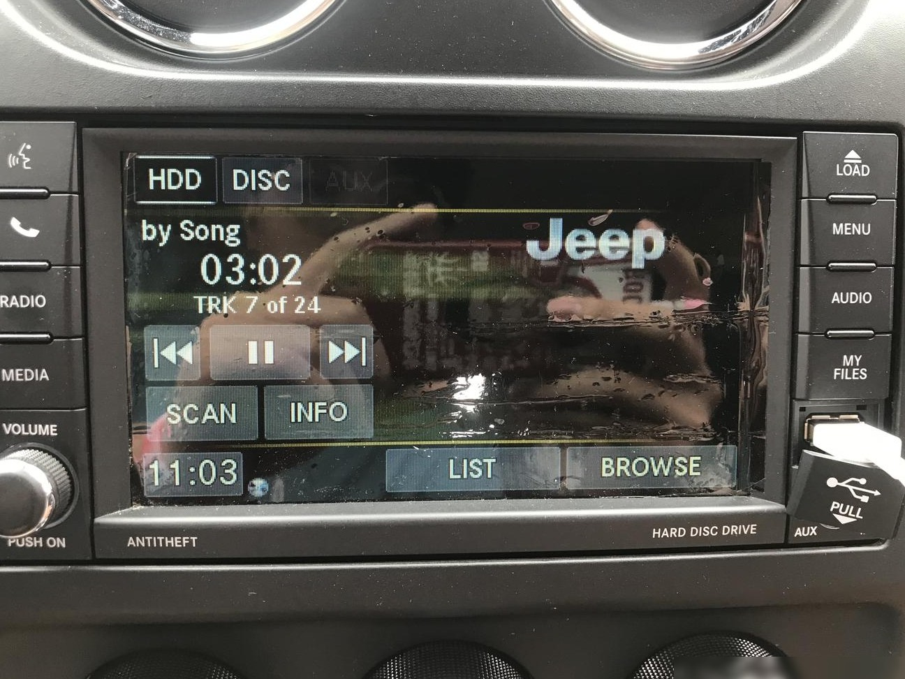 2015款Jeep指南者蓝牙连接方法