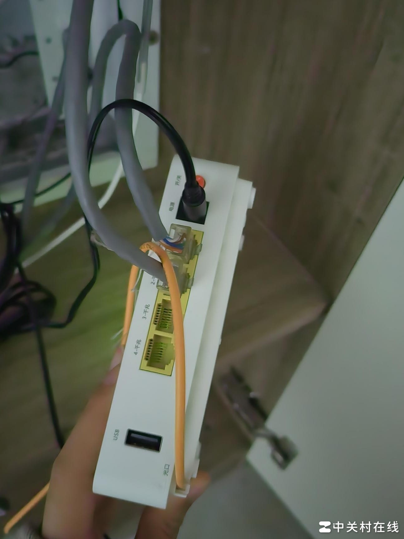 光猫网口不够？一招解决